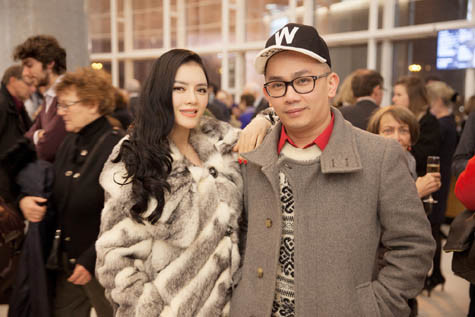 Trong lúc ở Việt Nam, tất cả mọi người đang tưng bừng đón năm mới thì Lý Nhã Kỳ lại tất bật, tận dụng từng giây phút ở Pháp, Ý với công việc của một năm mới sang. Chuyến đi công tác dài ngày của cô kéo dài đến Tết Việt. Trong lúc ở Việt Nam, tất cả mọi người đang tưng bừng đón năm mới thì Lý Nhã Kỳ lại tất bật, tận dụng từng giây phút ở Pháp, Ý với công việc của một năm mới sang. Chuyến đi công tác dài ngày của cô kéo dài đến Tết Việt.