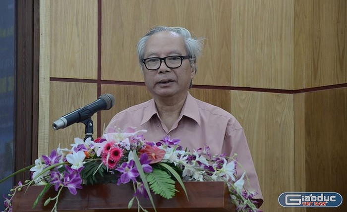 Tiến sĩ Lê Viết Khuyến - nguyên Phó vụ trưởng Vụ Giáo dục đại học (Bộ Giáo dục và Đào tạo) (ảnh Thùy Linh). Tiến sĩ Lê Viết Khuyến - nguyên Phó vụ trưởng Vụ Giáo dục đại học (Bộ Giáo dục và Đào tạo) (ảnh Thùy Linh).