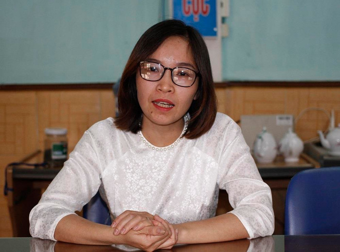 Cô Đỗ Thu Hà chia sẻ về dạy và học văn hiện nay ở Trường Trung học phổ thông Lục Nam, tỉnh Bắc Giang (ảnh Trinh Phúc). Cô Đỗ Thu Hà chia sẻ về dạy và học văn hiện nay ở Trường Trung học phổ thông Lục Nam, tỉnh Bắc Giang (ảnh Trinh Phúc).