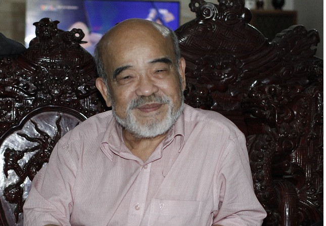 Nghệ An đấu giá đất trường các cô phải quỳ là thực thi pháp luật chưa chuẩn Nghệ An đấu giá đất trường các cô phải quỳ là thực thi pháp luật chưa chuẩn