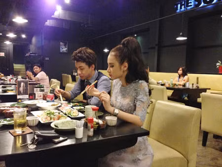 Angela Phương Trinh đi xe sang rạng ngời sau scandal bỏ học từ lớp 9 ảnh 15 Angela Phương Trinh đi xe sang rạng ngời sau scandal bỏ học từ lớp 9 ảnh 15