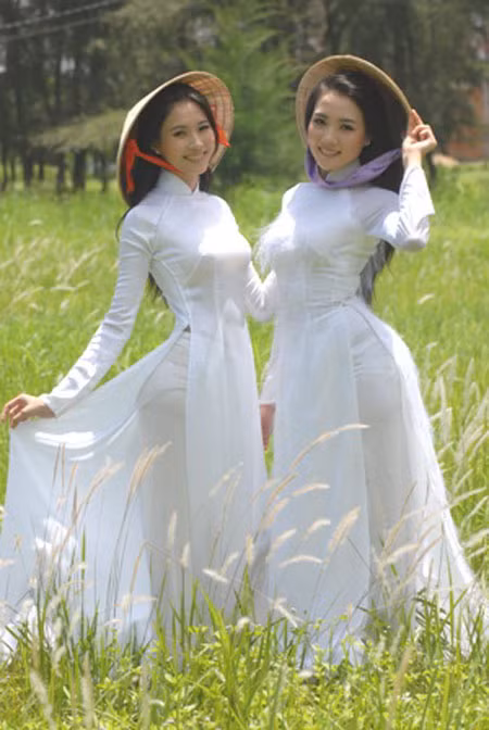 Đạo diễn Ngô Quang Hải kết hôn lần 2 với người đẹp Cần Thơ kém 20 tuổi ảnh 4