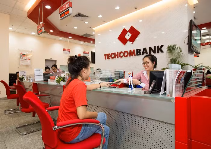 Tổng doanh số thanh toán thẻ Visa 8 tháng đầu năm nay của Techcombank tăng hơn 50% so với cùng kỳ 2019 và đạt hơn quy đổi hơn 2 tỷ USD.