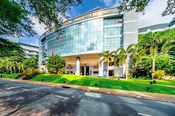 Trường Đại học Tôn Đức Thắng (ảnh: tdtu.edu.vn) Trường Đại học Tôn Đức Thắng (ảnh: tdtu.edu.vn)