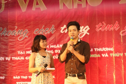 Cùng với những kinh nghiệm “tình trường” Duy Khoa đã trở thành“sứ giả tình yêu” của chương trình. Cùng với những kinh nghiệm “tình trường” Duy Khoa đã trở thành“sứ giả tình yêu” của chương trình.