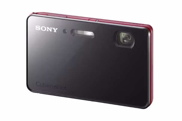 Thiết kế thời trang chống nước, bụi, thân hình mỏng lả lướt với màn hình cảm ứng OLED, Sony CyberShot TX200V sẽ nằm trong top lựa chọn của phái đẹp. Máy được bán với igas $499