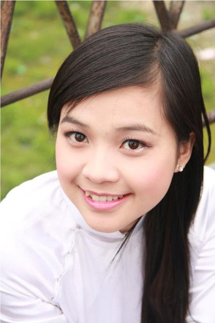 Hiện Đinh Nhung đang là Phó chủ nhiệm CLB Tình nguyện Viet’s Activity (V.I.A). Đây là CLB tình nguyện của những sinh viên năng động đến từ Hà Nội. Hiện Đinh Nhung đang là Phó chủ nhiệm CLB Tình nguyện Viet’s Activity (V.I.A). Đây là CLB tình nguyện của những sinh viên năng động đến từ Hà Nội.