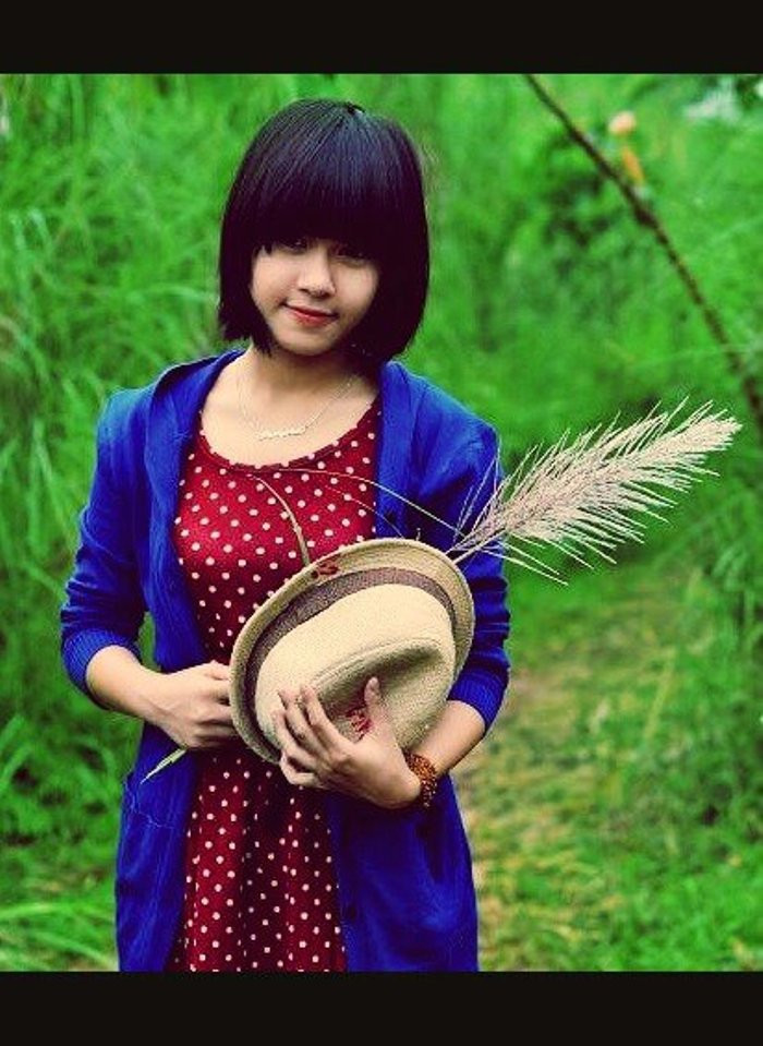 Cô bạn 9 năm liền giữ vững danh hiệu HSG. Trong kỳ thi tuyển sinh vào Cấp III, Lê Phương Anh đỗ vào ngôi trường Top 10 thành phố Cô bạn 9 năm liền giữ vững danh hiệu HSG. Trong kỳ thi tuyển sinh vào Cấp III, Lê Phương Anh đỗ vào ngôi trường Top 10 thành phố