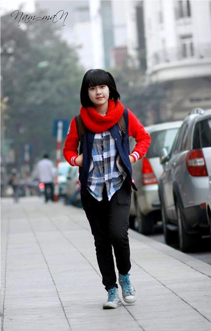 Những năm học cấp II, Lê Phương Anh tích cực tham gia các hoạt động tuyên truyền sách và văn nghệ. Những năm học cấp II, Lê Phương Anh tích cực tham gia các hoạt động tuyên truyền sách và văn nghệ.