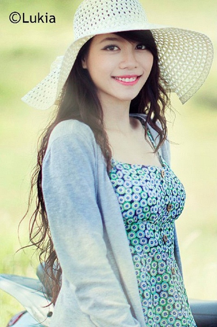 Khả năng nói chuyện và sự thông minh, tự tin cũng là điểm nổi bật của cô bạn này. Khả năng nói chuyện và sự thông minh, tự tin cũng là điểm nổi bật của cô bạn này.