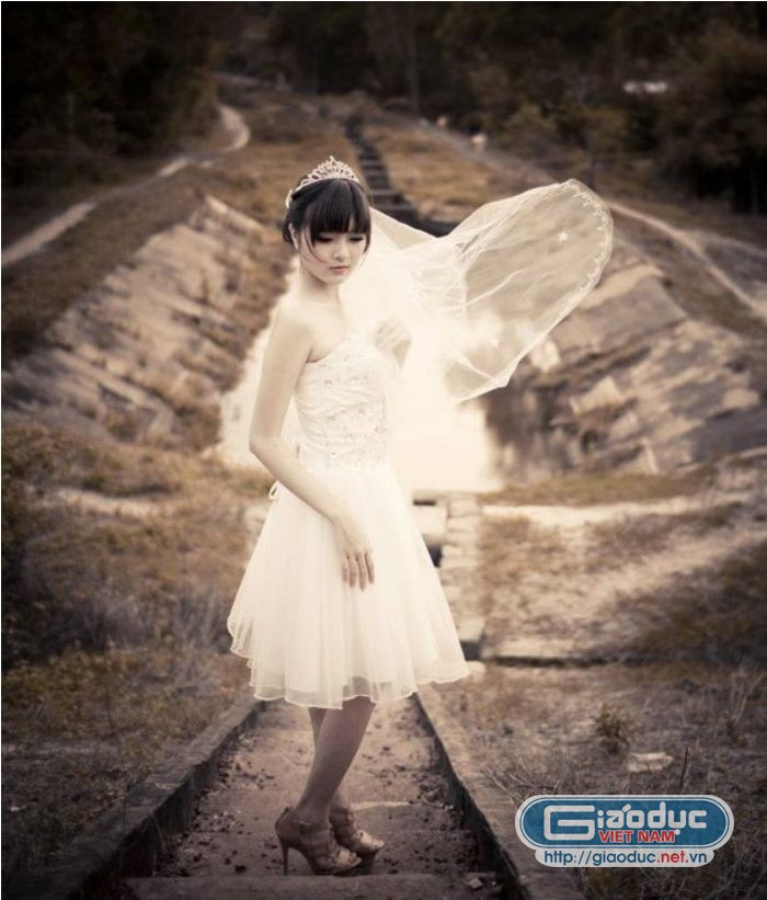 Bộ ảnh của Lily còn nói lên thông điệp bảo vệ rừng. Bộ ảnh của Lily còn nói lên thông điệp bảo vệ rừng.