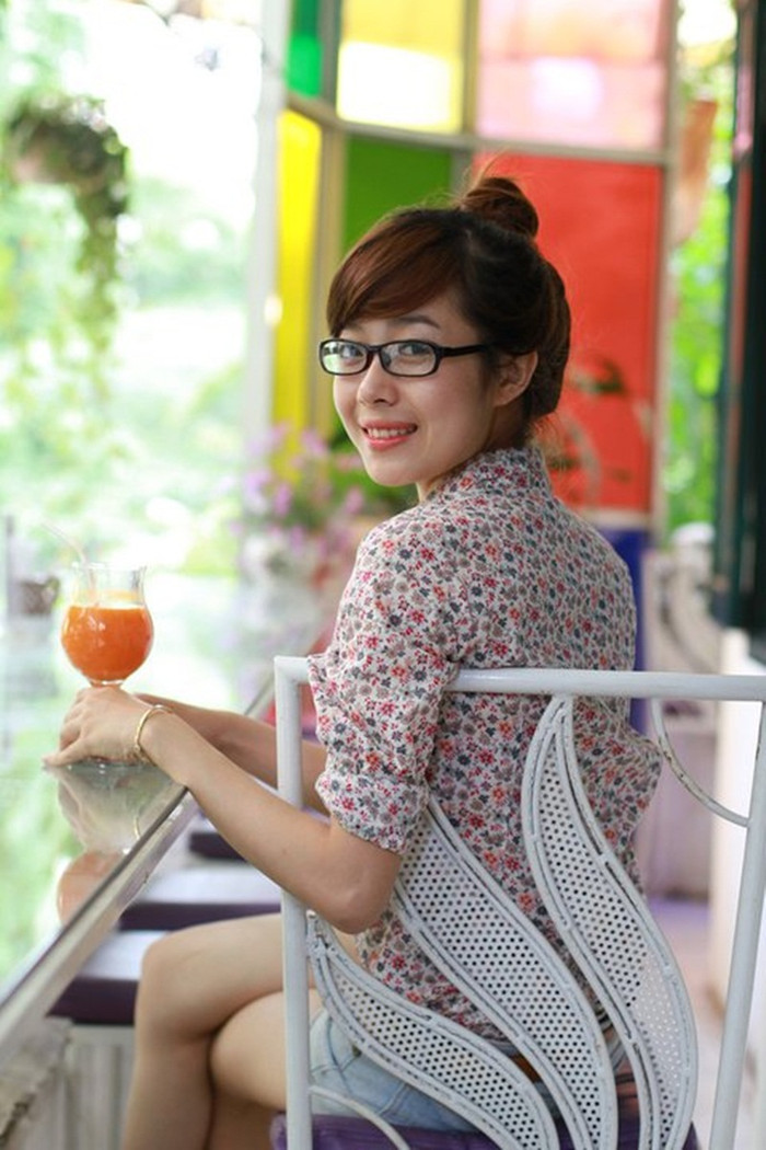 Không chỉ có ngoại hình xinh đẹp, Trà my còn khiến nhiều người phải ghen tỵ bằng những khả năng nổi bật của mình như múa, hát, khiêu vũ Không chỉ có ngoại hình xinh đẹp, Trà my còn khiến nhiều người phải ghen tỵ bằng những khả năng nổi bật của mình như múa, hát, khiêu vũ