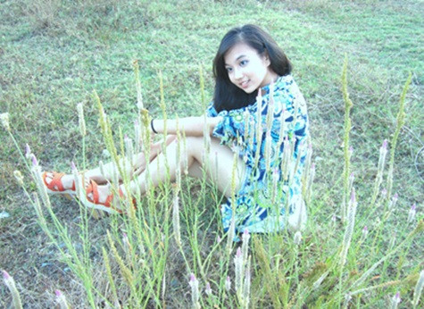 Hạ Uyên - cô bé chơi guitar cực đỉnh