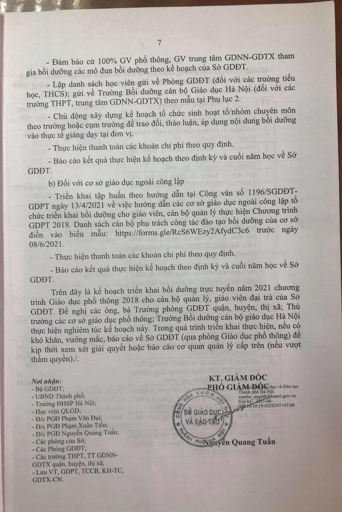 Ngày 2/6/2021, Sở Giáo dục và Đào tạo Hà Nội ban hành kế hoạch triển khai bồi dưỡng trực tuyến cho giáo viên, cán bộ quản lý đại trà năm 2021 thực hiện Chương trình giáo dục phổ thông 2018 (ảnh: T.L) Ngày 2/6/2021, Sở Giáo dục và Đào tạo Hà Nội ban hành kế hoạch triển khai bồi dưỡng trực tuyến cho giáo viên, cán bộ quản lý đại trà năm 2021 thực hiện Chương trình giáo dục phổ thông 2018 (ảnh: T.L)