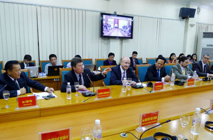 Lãnh đạo tỉnh Quảng Ninh làm việc với Tập đoàn ISC Corporation (Mỹ) về dự án Vân Đồn. Lãnh đạo tỉnh Quảng Ninh làm việc với Tập đoàn ISC Corporation (Mỹ) về dự án Vân Đồn.