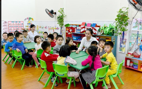 Cả nước đang thiếu 32.641 giáo viên mầm non (Ảnh minh họa: Nguồn VOV) Cả nước đang thiếu 32.641 giáo viên mầm non (Ảnh minh họa: Nguồn VOV)