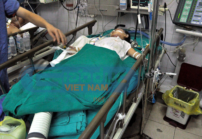 Cháu Vân đã phản ứng với những lời gọi sau 2 ngày cấp cứu trong bệnh viện