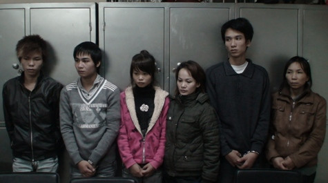 Các đối tượng trong đường dây buôn người tại cơ quan điều tra Các đối tượng trong đường dây buôn người tại cơ quan điều tra