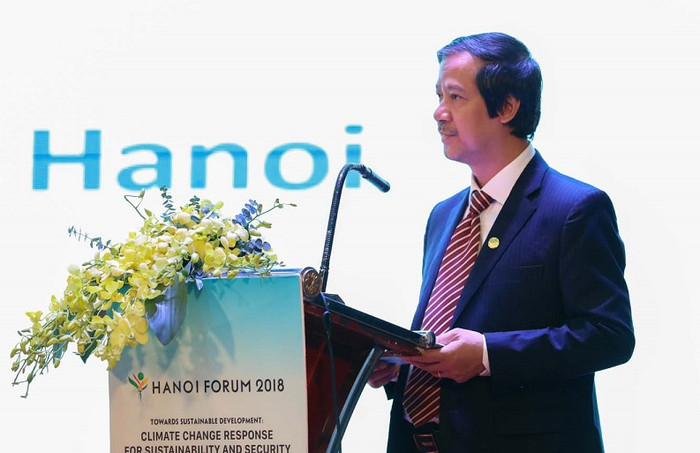 Giám đốc Đại học Quốc gia Hà Nội Nguyễn Kim Sơn phát biểu tại diễn đàn (Ảnh: VNU)