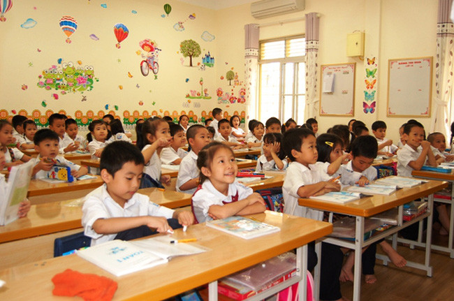 Nếu thực hiện miễn học phí cho trẻ 5 tuổi, tiểu học, trung học cơ sở thì ngân sách chi thêm 4.730 tỷ đồng/năm (Ảnh minh họa: VTV) Nếu thực hiện miễn học phí cho trẻ 5 tuổi, tiểu học, trung học cơ sở thì ngân sách chi thêm 4.730 tỷ đồng/năm (Ảnh minh họa: VTV)
