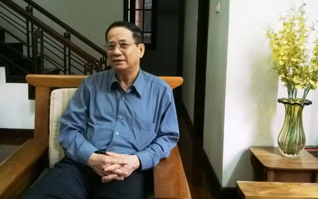 PGS.TS Ngô Trí Long: Với bối cảnh hiện nay câu hỏi đặt ra là xăng đã cần phải đánh thuế bảo vệ môi trường hay chưa? - ảnh nguồn Doanh nghiệp Việt Nam.