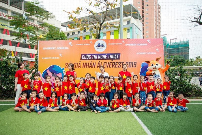 Hiện nay, nhiều nhà đầu tư giáo dục rất lo lắng về quyền của mình trong việc điều hành nhà trường nếu dự thảo Luật Giáo dục vẫn giữ nguyên như phiên bản ngày 12/4 (ảnh minh họa - nguồn giaoduc.net.vn). Hiện nay, nhiều nhà đầu tư giáo dục rất lo lắng về quyền của mình trong việc điều hành nhà trường nếu dự thảo Luật Giáo dục vẫn giữ nguyên như phiên bản ngày 12/4 (ảnh minh họa - nguồn giaoduc.net.vn).