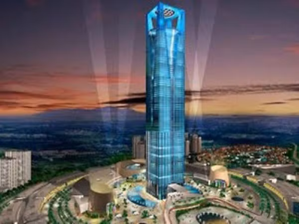 Menara Warisan Merdeka (Kuala Lumpur, Malaysia) Chiều cao: 525m Menara Warisan Merdeka sẽ là một tổ hợp văn phòng, chung cư, và khách sạn hạng sang. Menera được dự kiến sẽ được hoàn thành vào năm 2015. Khi hoàn thành, nó sẽ là tòa nhà cao nhất ở Malaysia.