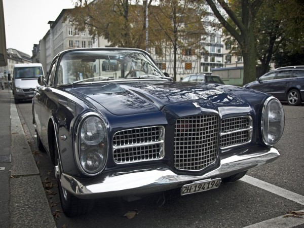 Một chiếc Facel Vega II cũ được sản xuất ở Pháp. Siêu xe này từng khiến tiểu thuyết gia Albert Camus mất mạng vào năm 1960. Một chiếc Facel Vega II cũ được sản xuất ở Pháp. Siêu xe này từng khiến tiểu thuyết gia Albert Camus mất mạng vào năm 1960.