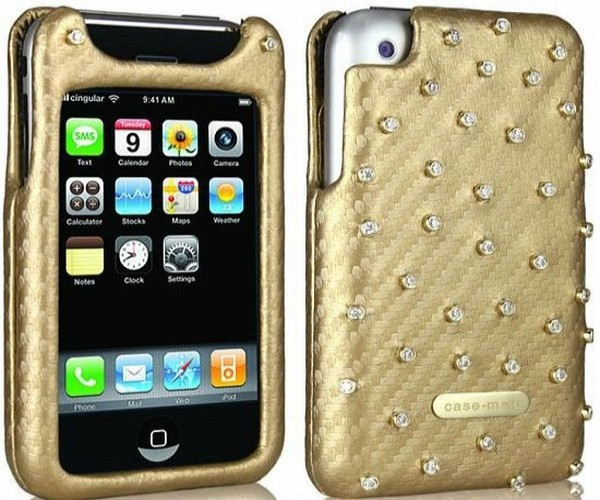 Gold & Diamond iPhone Giá: 20.000 USD Xuất hiện lần đầu tiên trong một sự kiện ở San Francisco vào năm 2008, đây được coi là chiếc vỏ iPhone nạm kim cương đầu tiên trên thế giới. Chiếc vỏ này được làm từ vàng 18K và đính 42 viên kim cương nặng 3,5 carat với kim cương VVS1 màu sắc H vào loại chất lượng nhất.