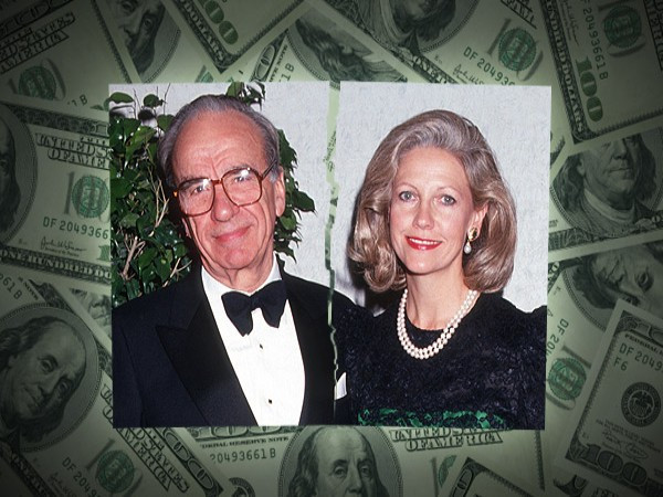 1. Rupert và Anna Murdoch – 1,7 tỷ USD Một trong những vụ ly hôn đình đám nhất trong giới đại gia là vụ ly hôn của ông trùm truyền thông Rupert Murdoch và vợ cũ Anna Murdoch. Hai vợ chồng đã kết hôn 32 năm trước khi họ quyết định chia tay. Năm 1999, họ đã quyết định đi theo con đường riêng của mình. Anna, mẹ của ba đứa con, đã nhận được 1,7 tỷ USD. Điều này đã khiến cho vụ ly hôn này trở nên đắt giá nhất từ trước tới nay. 17 ngày sau đó, Rupert kết hôn với Wendy Dang trẻ hơn rất nhiều. Vài tháng sau, Anna cũng trở thành vợ của nhà đầu tư William Mann. 1. Rupert và Anna Murdoch – 1,7 tỷ USD Một trong những vụ ly hôn đình đám nhất trong giới đại gia là vụ ly hôn của ông trùm truyền thông Rupert Murdoch và vợ cũ Anna Murdoch. Hai vợ chồng đã kết hôn 32 năm trước khi họ quyết định chia tay. Năm 1999, họ đã quyết định đi theo con đường riêng của mình. Anna, mẹ của ba đứa con, đã nhận được 1,7 tỷ USD. Điều này đã khiến cho vụ ly hôn này trở nên đắt giá nhất từ trước tới nay. 17 ngày sau đó, Rupert kết hôn với Wendy Dang trẻ hơn rất nhiều. Vài tháng sau, Anna cũng trở thành vợ của nhà đầu tư William Mann.