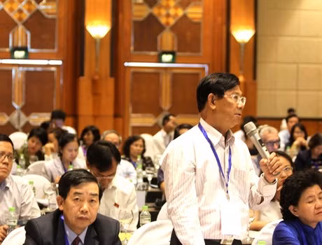 Giáo sư Trần Ngọc Thêm, Hồ Ngọc Đại lo lắng về chương trình mới ảnh 1 Giáo sư Trần Ngọc Thêm, Hồ Ngọc Đại lo lắng về chương trình mới ảnh 1