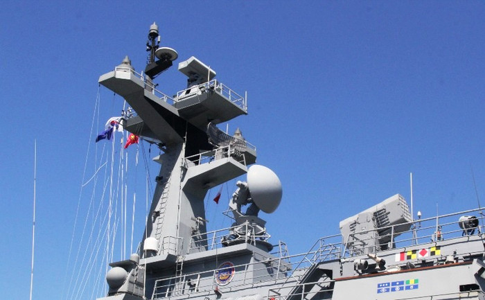 Hệ thống tên lửa phòng không tầm ngắn trên khu trục hạm Roks Kang Gam Chan (DDH-979) Hệ thống tên lửa phòng không tầm ngắn trên khu trục hạm Roks Kang Gam Chan (DDH-979)