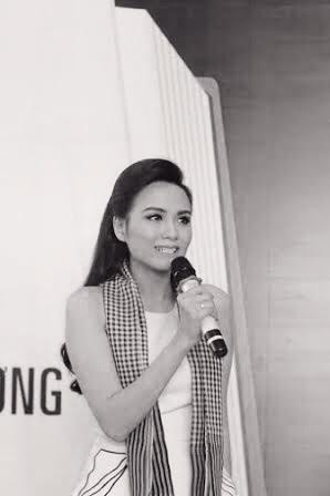 “Bạn trẻ Việt Nam đang thiếu rất nhiều kỹ năng mà những kỹ năng ấy đều có trong sách vở. Chỉ cần đọc và thực hành nữa mà thôi”. “Bạn trẻ Việt Nam đang thiếu rất nhiều kỹ năng mà những kỹ năng ấy đều có trong sách vở. Chỉ cần đọc và thực hành nữa mà thôi”.