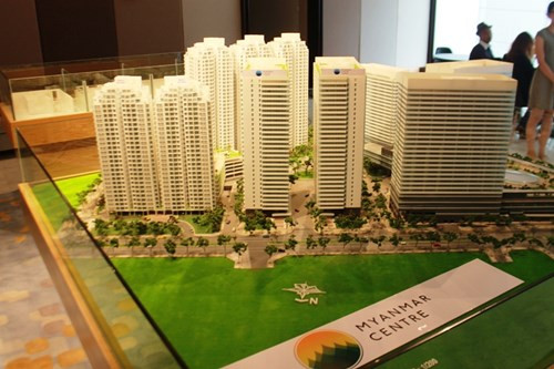 Dự án Khu phức hợp Hoàng Anh Gia Lai Myanmar Center (TP Yangon - Myanmar) đã hoàn thành giai đoạn 1 (ảnh chụp mô hình dự án).