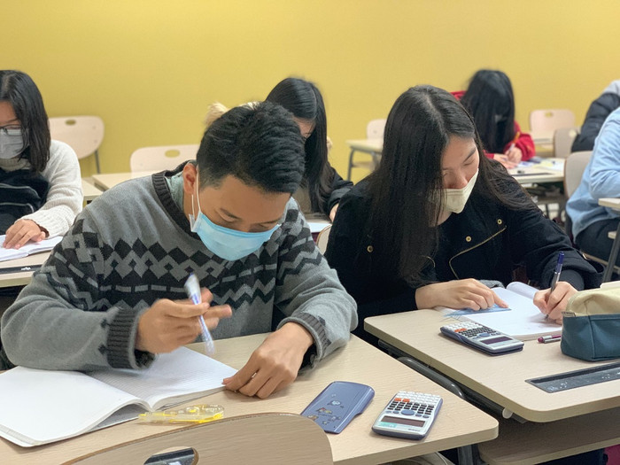 Hiện cả nước có 70 trường Đại học cho học sinh tạm thời nghỉ học (ảnh minh họa - Thùy Linh).