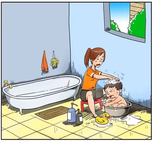 Để tiết kiệm nước, con chịu khó đổi sang chậu nhỏ nhé!