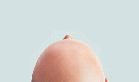 Khi ngủ người khác có thể... liên tưởng nhiều thứ (quả dưa chẳng hạn)!