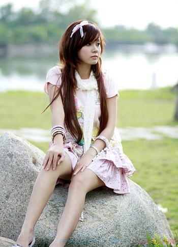 Trời nắng nên mình buồn ngủ quá! Trời nắng nên mình buồn ngủ quá!