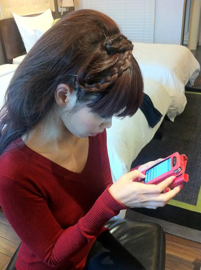 Mới mua iphone 4 dùng thích thế, hơn hẳn cái Nokia trước của mình, đúng là táo cắn dở có khác. Mới mua iphone 4 dùng thích thế, hơn hẳn cái Nokia trước của mình, đúng là táo cắn dở có khác.