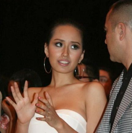 Anh có biết món "Phở" Việt Nam không, ngon lắm, em dẫn anh đi ăn nhé! Anh có biết món "Phở" Việt Nam không, ngon lắm, em dẫn anh đi ăn nhé!