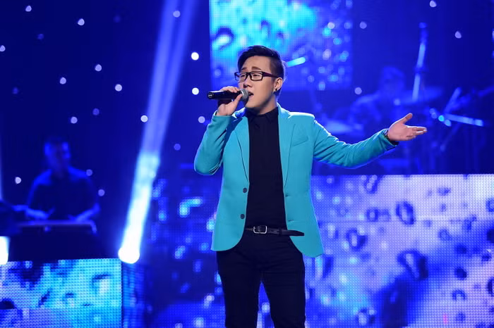 Ca khúc mang giai điệu da diết và sâu lắng "Gọi mưa" do Trung Quân thể hiện.