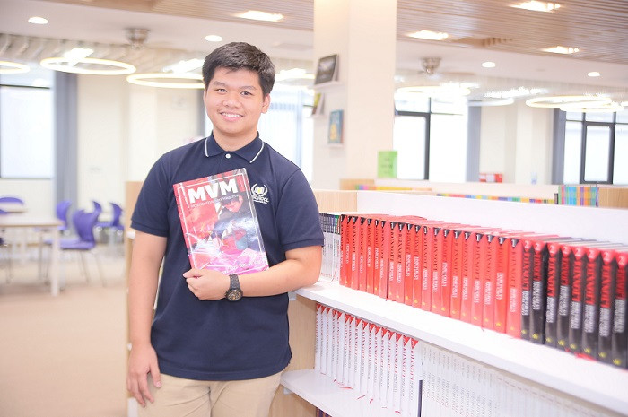 Phạm Long Vũ tham gia viết cho ấn phẩm MVM - Tạp chí song ngữ của học sinh Vinschool. ảnh: vinschool.