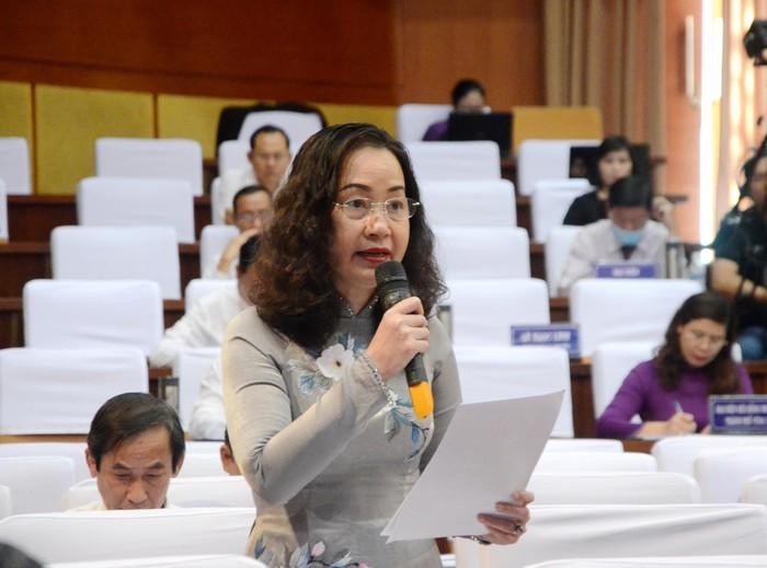 Cô Trần Thị Ngọc Châu - Giám đốc Sở Giáo dục và Đào tạo tỉnh Bà Rịa - Vũng Tàu. Ảnh: Báo Bariavungtau.com.vn Cô Trần Thị Ngọc Châu - Giám đốc Sở Giáo dục và Đào tạo tỉnh Bà Rịa - Vũng Tàu. Ảnh: Báo Bariavungtau.com.vn