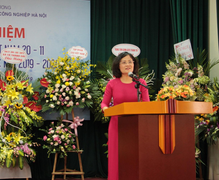 Bà Nguyễn Thị Việt Hương - Phó Tổng cục trưởng Tổng cục Giáo dục nghề nghiệp (Bộ Lao động - Thương binh và Xã hội). Ảnh: gdnn.gov.vn Bà Nguyễn Thị Việt Hương - Phó Tổng cục trưởng Tổng cục Giáo dục nghề nghiệp (Bộ Lao động - Thương binh và Xã hội). Ảnh: gdnn.gov.vn