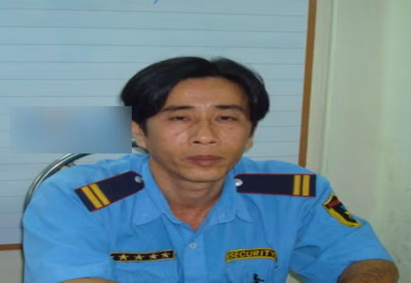 Tú ông Huỳnh Văn Cải tại cơ quan công an Tú ông Huỳnh Văn Cải tại cơ quan công an