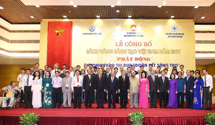 Thủ tướng cho rằng: "Quốc gia nào có năng lực đổi mới, sáng tạo cao sẽ có nhiều cơ hội để vượt lên, phát triển nhanh và bền vững" - (ảnh nguồn Chinhphu.vn). Thủ tướng cho rằng: "Quốc gia nào có năng lực đổi mới, sáng tạo cao sẽ có nhiều cơ hội để vượt lên, phát triển nhanh và bền vững" - (ảnh nguồn Chinhphu.vn).