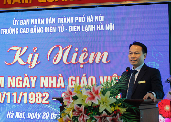 Tiến sĩ Trần Xuân Ngọc - Hiệu trưởng Trường Cao đẳng Điện tử - Điện lạnh Hà Nội. Ảnh website nhà trường. ad-4nxeygxytlzt1qpzu3fcrw6svqbcuasmzyqqtghkgaqgjnkwgawta-s3lqns6j03xhl5abtypyugwvwhiqdcceuwqyi6uh8egwirmriedc-ttsivo7pnbfas3iasmsbuwppt7j45m3w-3157.png