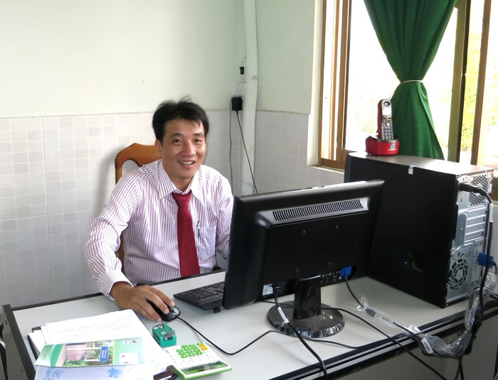 Thầy Nguyễn Hùng Cường - Giám đốc Trung tâm Giáo dục nghề nghiệp - Giáo dục thường xuyên huyện Châu Thành (tỉnh An Giang). Ảnh: NVCC. Nguyễn Hùng Cường - Giám đốc Trung tâm Giáo dục nghề nghiệp - Giáo dục thường xuyên huyện Châu Thành (An Giang). Ảnh_ NVCC.jpg