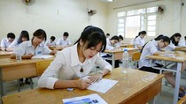 Theo Tiến sĩ Nguyễn Tùng Lâm, khi lựa chọn phương án thi tuyển sinh có bài thi tổ hợp, Sở Giáo dục và Đào tạo Hà Nội cần sớm đưa ra một số đề thi tổ hợp để học sinh, phụ huynh nắm được. (Ảnh minh họa: Báo Hà Nội mới) Theo Tiến sĩ Nguyễn Tùng Lâm, khi lựa chọn phương án thi tuyển sinh có bài thi tổ hợp, Sở Giáo dục và Đào tạo Hà Nội cần sớm đưa ra một số đề thi tổ hợp để học sinh, phụ huynh nắm được. (Ảnh minh họa: Báo Hà Nội mới)