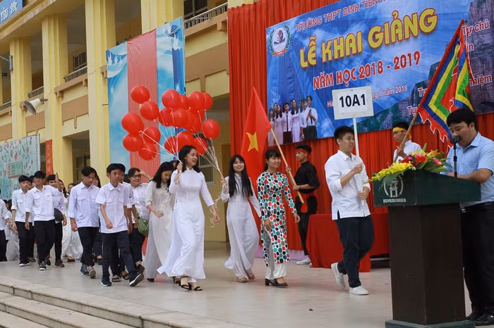 Trường phổ thông mang tên “vua Đinh'” khai giảng năm học mới